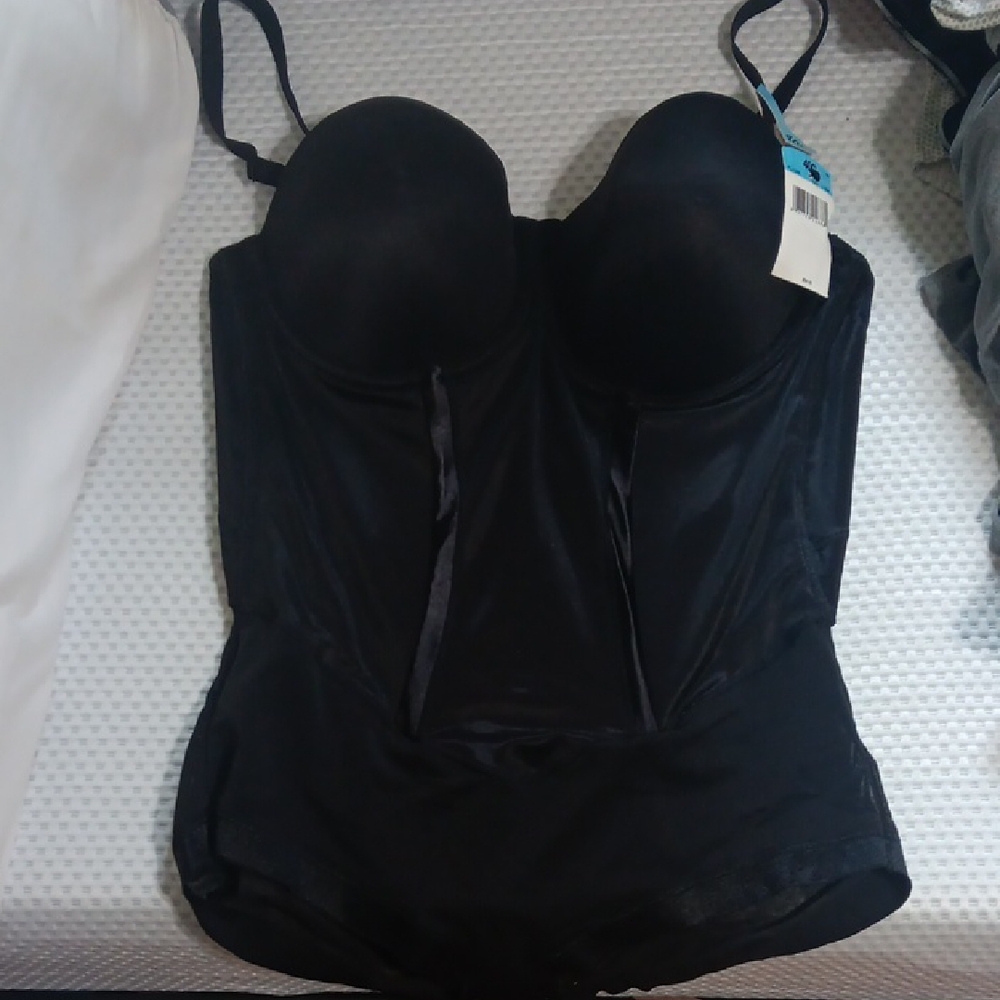 Maidenform Women's Bodysuit Shapewear